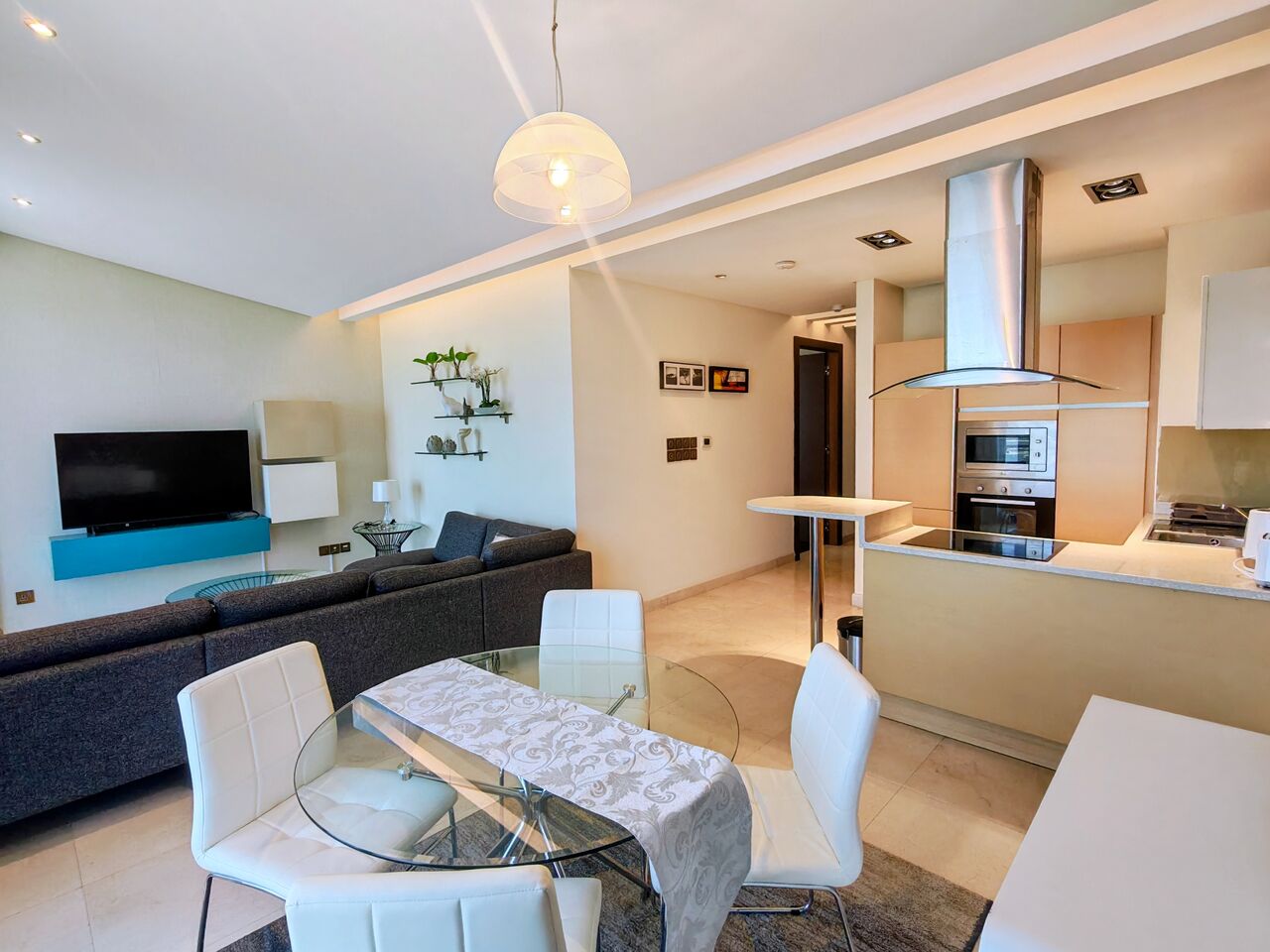 Manama, Apartments, Flats, Houses & Villas, BHD 600/month,  1 BR,  93 Sq. Meter,  1 Bedroom Sea View Apartment For Rent In Reef Island