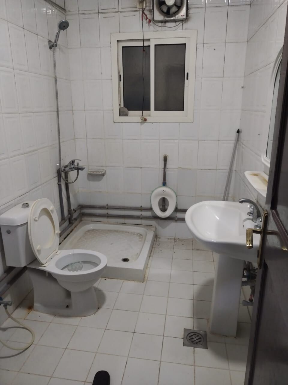Jubail, Apartments, Flats, Houses & Villas, SAR 1/month,  Furnished,  3 BR,  Neat And Clean Flat