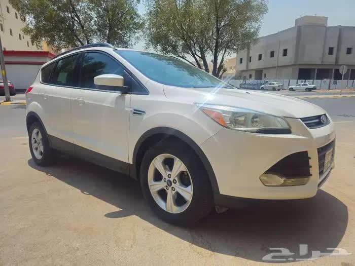 Riyadh, Vehicles, Cars & Trucks , SAR 42000,  Ford Escape SE,  2014,  Automatic,  110 KM,    Excellent Condition Low Mileage