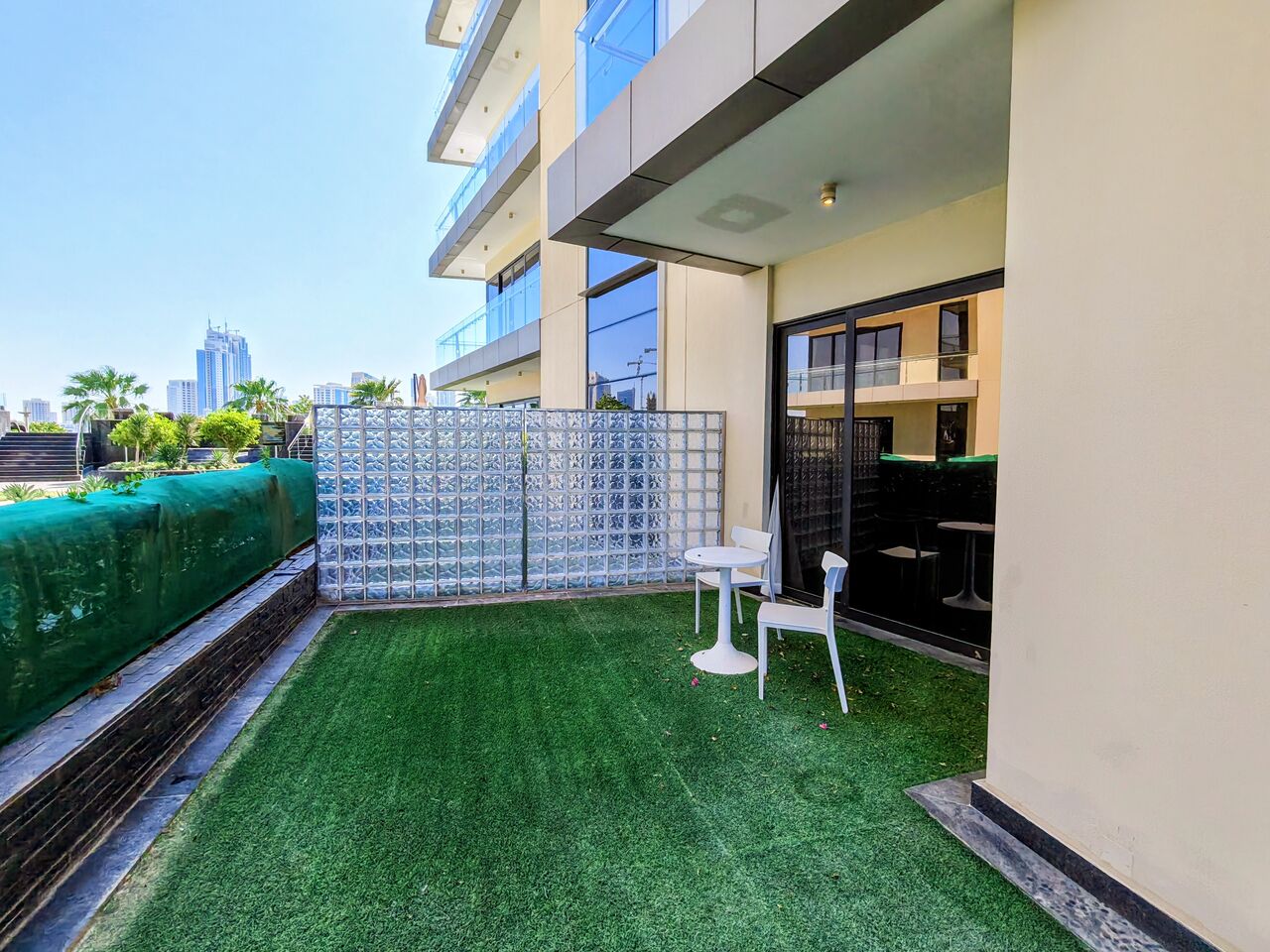 Manama, Apartments, Flats, Houses & Villas, BHD 950/month,  Furnished,  2 BR,  170 Sq. Meter,  2 BHK Apartment With Private Garden Available In Reef Island For Rent