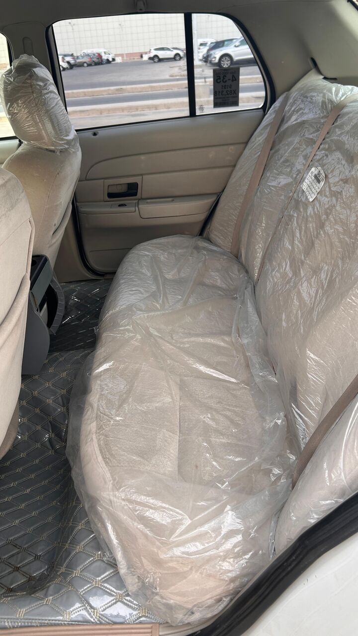 Jeddah, Vehicles, Cars & Trucks , SAR 22,  Ford Crown Victoria,  2010,  Automatic,  122200 KM,  🚘 FOR SALE – WELL-MAINTAINED V8 | READY TO DRIVE!