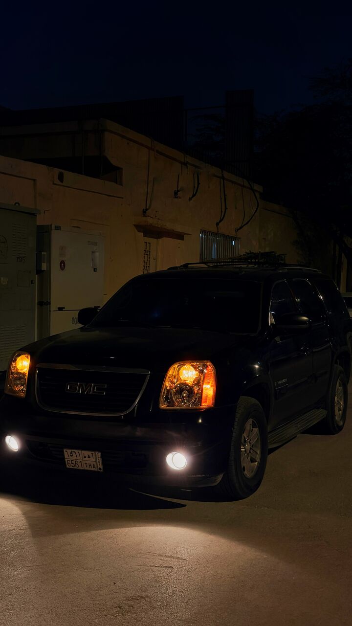 Riyadh, Vehicles, Cars & Trucks , SAR 18,  Gmc Yukon,  2007,  Automatic,  586000 KM,  Selling My   Slt Good Condition