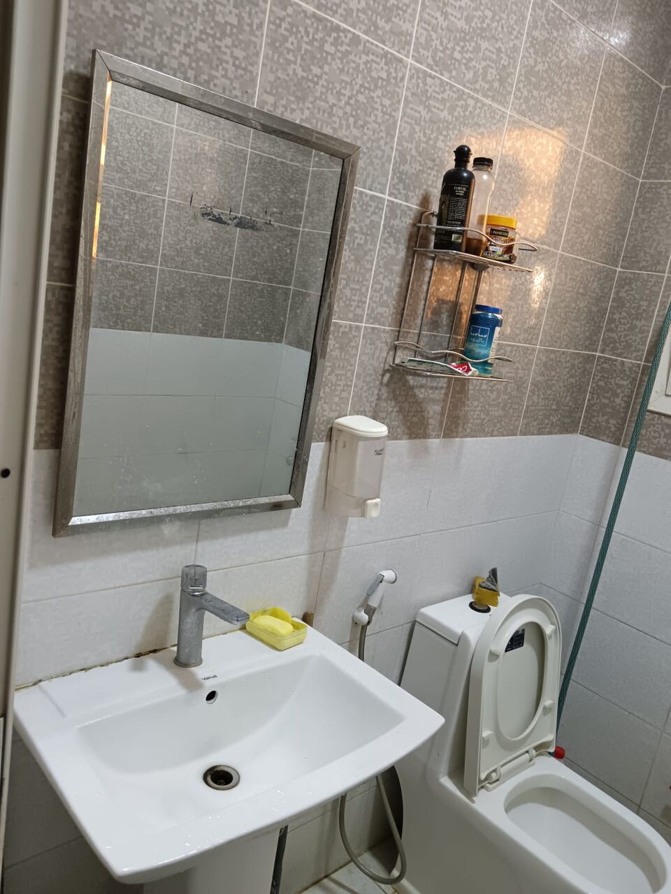 Ad Diriyah, Housing Exchanges, SAR 1500/month,  Spacious Semi-Furnished Room Available In 4-Bedroom Apartment