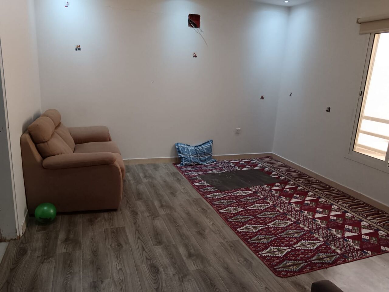 Ad Diriyah, Housing Exchanges, SAR 1500/month,  Spacious Semi-Furnished Room Available In 4-Bedroom Apartment