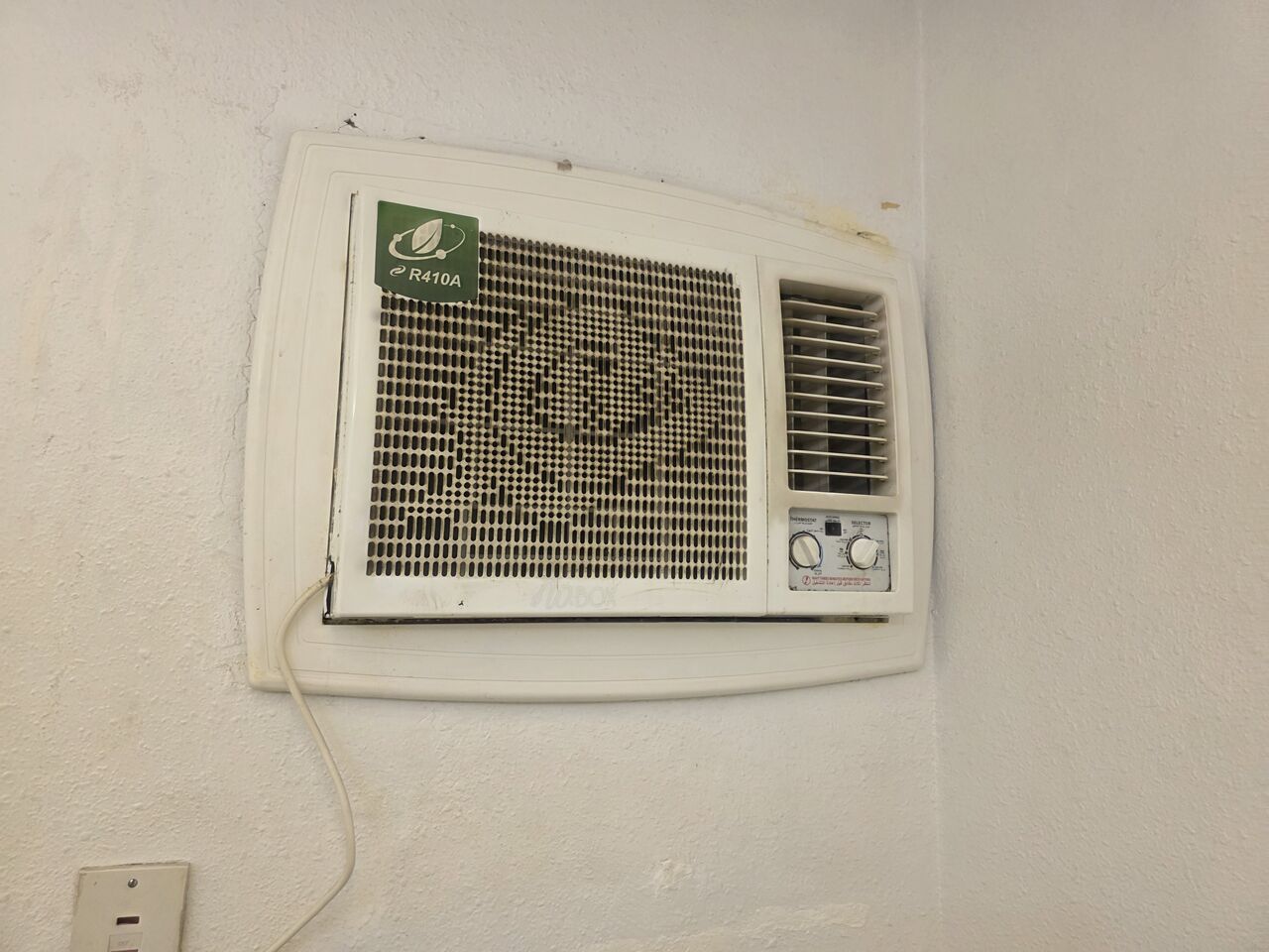 Jeddah, Air Conditioners, SAR 2200,  Brand New Two Windows And One Split Ac For Sale
