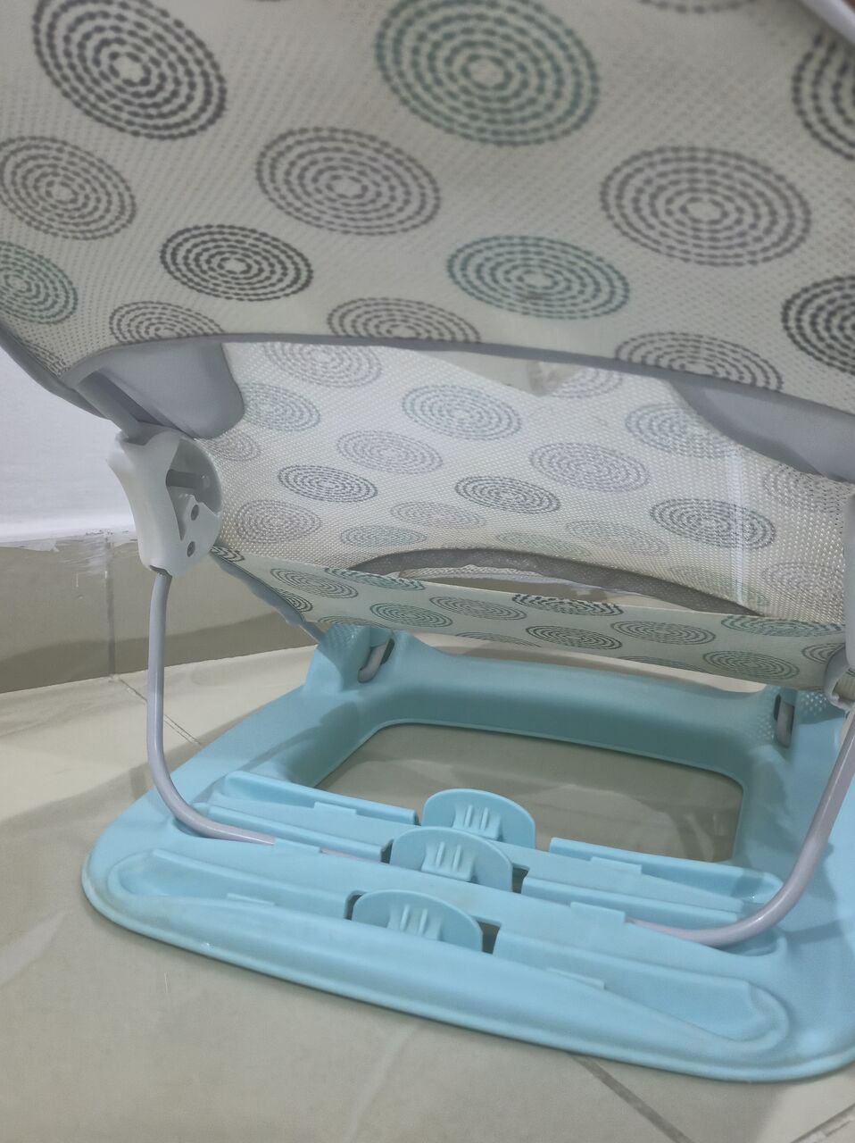 Al Malqa, Baby & Kid Stuff, SAR 50,  Summer Infant Deluxe Baby Bather For Sale - Used