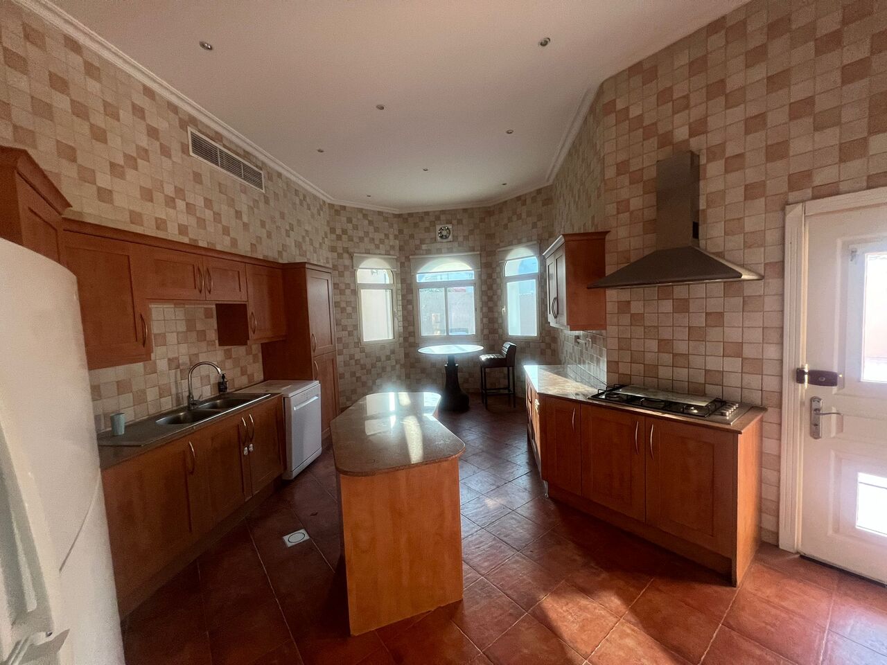 Janabiya, Villas, BHD 950,  Furnished,  Greenish 4-Bedroom Villa For Rent In Janabiyah | Private Pool & Garden