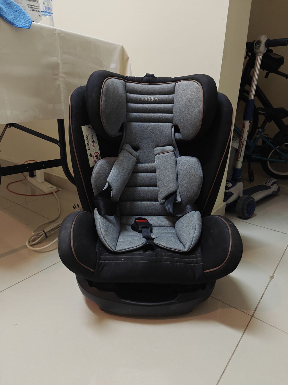 Jubail, Baby & Kid Stuff, SAR 300,  Giggles Car Safety Seat With Seat Protector