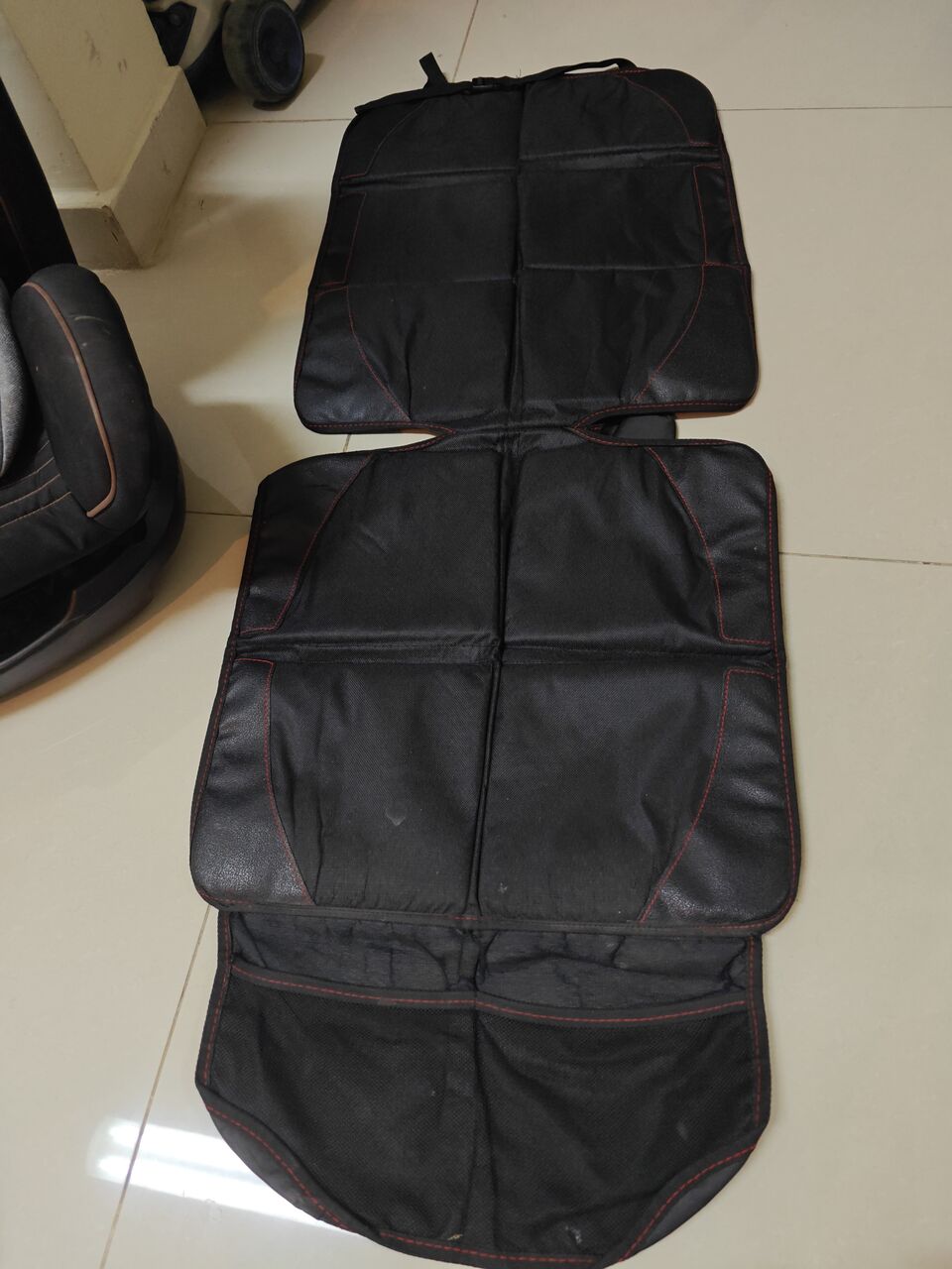 Jubail, Baby & Kid Stuff, SAR 300,  Giggles Car Safety Seat With Seat Protector