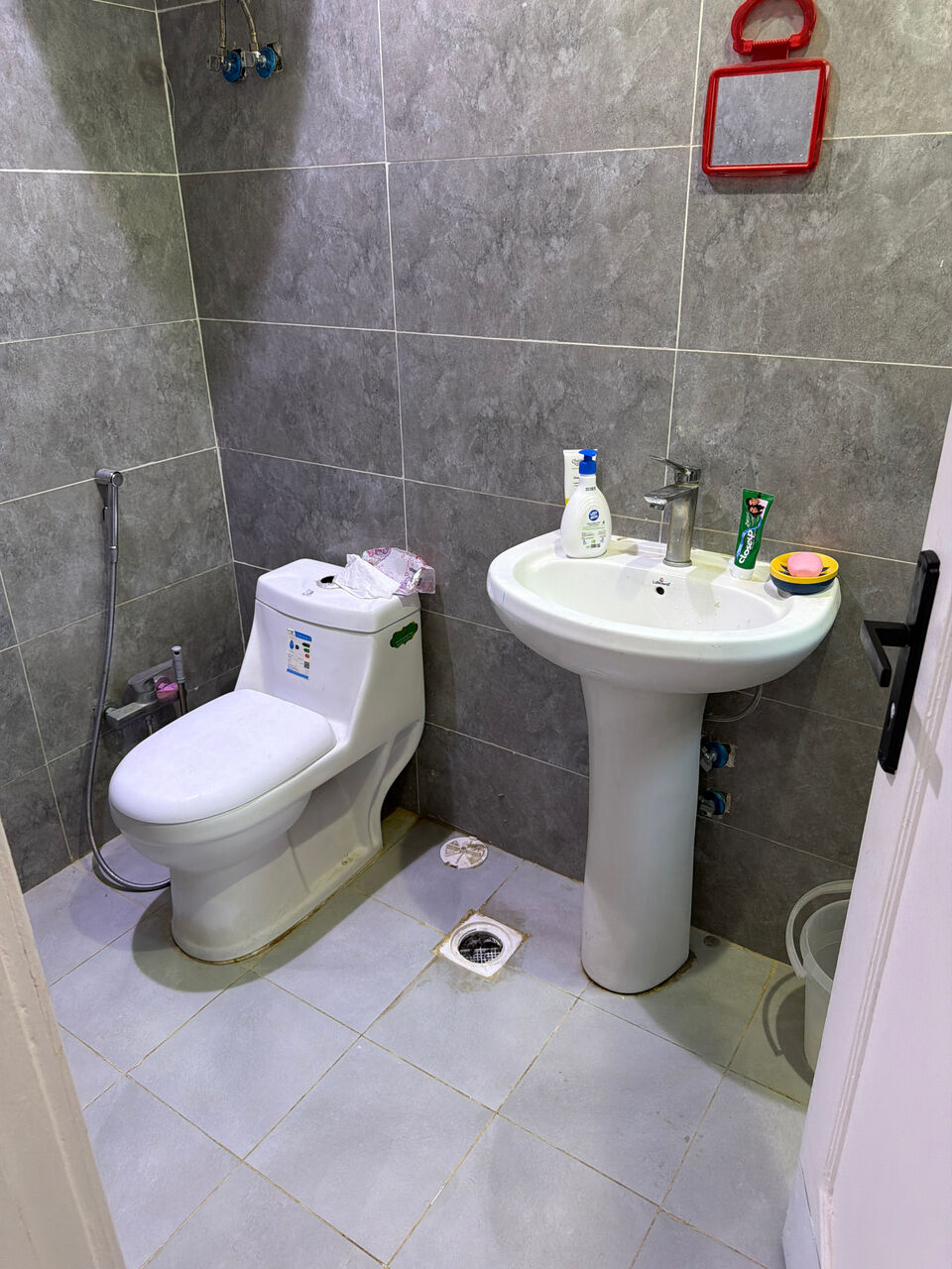 Riyadh, Bedspace For Rent, SAR 1000/month,  I Want To Rentout Bed Space With Furnitures.