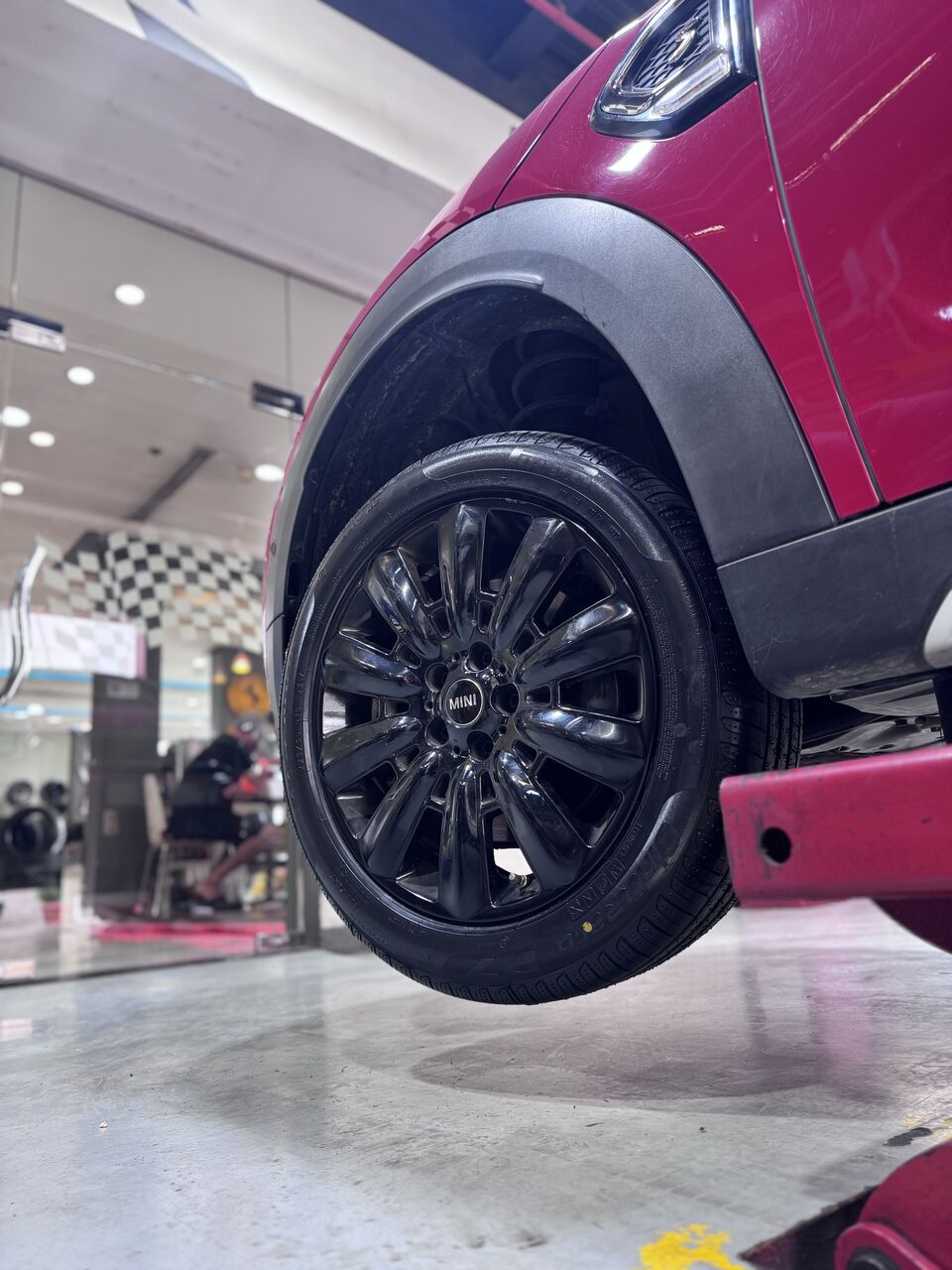 Dubai, Automotive, New Bharath Pitstop &ndash; Tyre Shop In Dubai