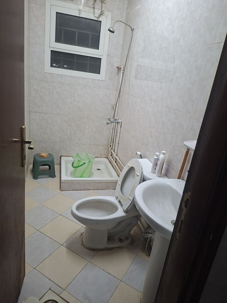 Jubail, Bedspace For Rent, SAR 450/month,  One Bedspace Available In 1 BHK Furnished Flat