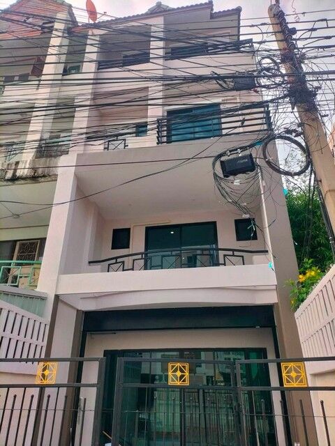 Bangkok, Villas, THB 40000,  20 Sq. Feet,  ให้เช่าทาวเฮ้าส์ 4 ชั้น ห้องมุม ซอยศร