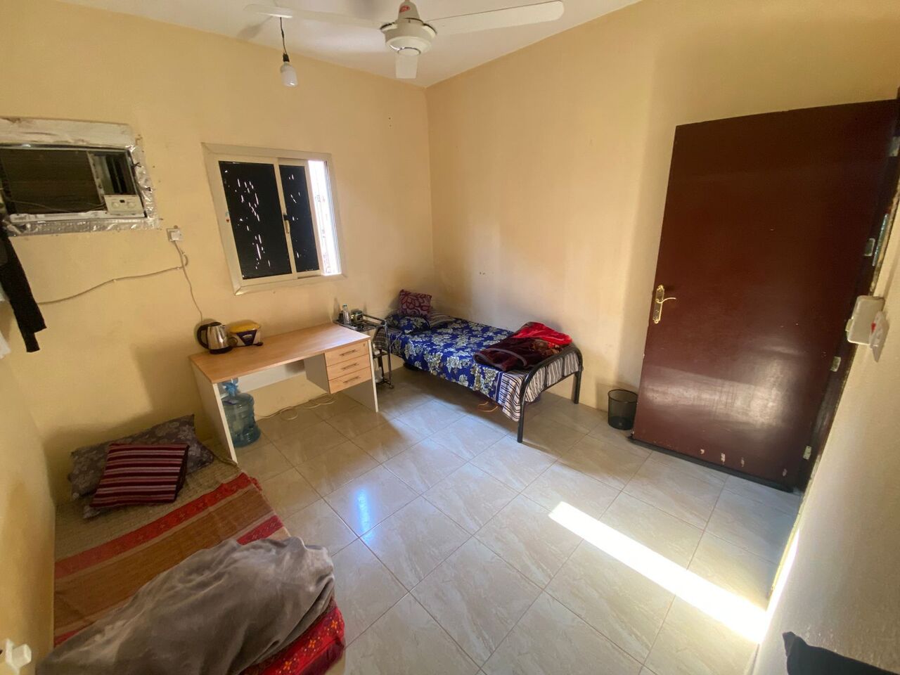 Hara, Apts/Flats Wanted, SAR 6000/month,  2 BR,  I Am Offering A Room For 6 Month 6000