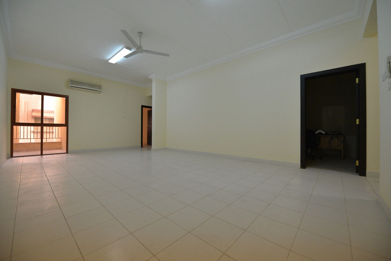 Manama, Apartments, Flats, Houses & Villas, BHD 350/year,  2 BR,  Rent