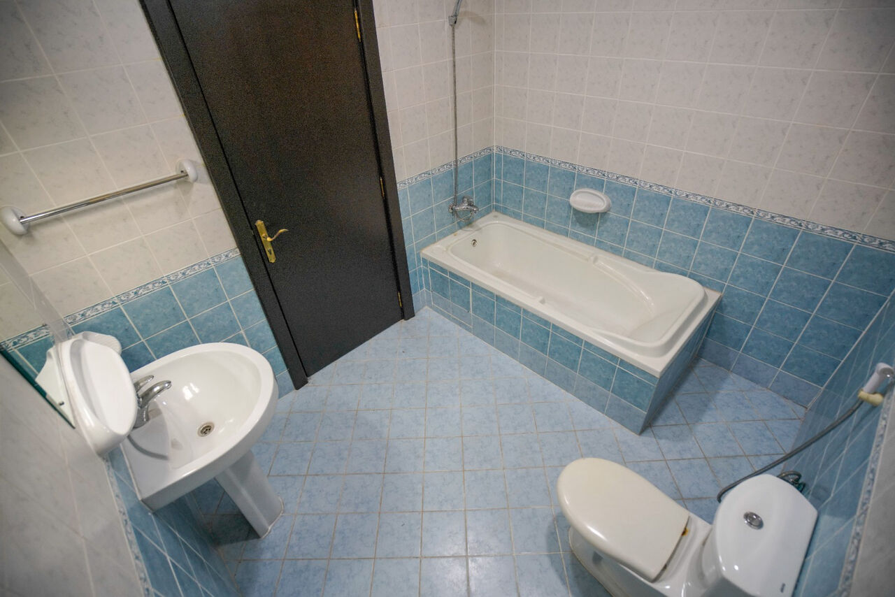 Manama, Apartments, Flats, Houses & Villas, BHD 350/year,  2 BR,  Rent
