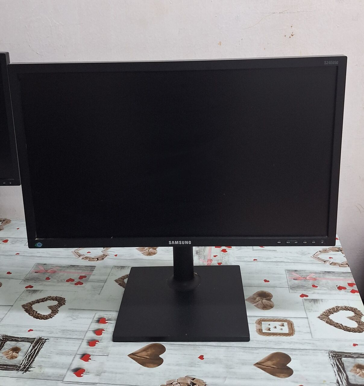 Umm Al Hamam, Computers, SAR 300,  Samsung S24E650 Monitor For Sale
