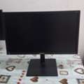 SAR 300,  Samsung S24E650 Monitor For Sale