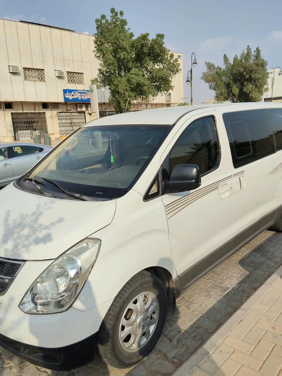 Riyadh, Vehicles, Cars & Trucks , SAR 35000,  Hyundai H1,  2015,  Automatic,  250000 KM,  H1 In Excellent Condition For Sale
