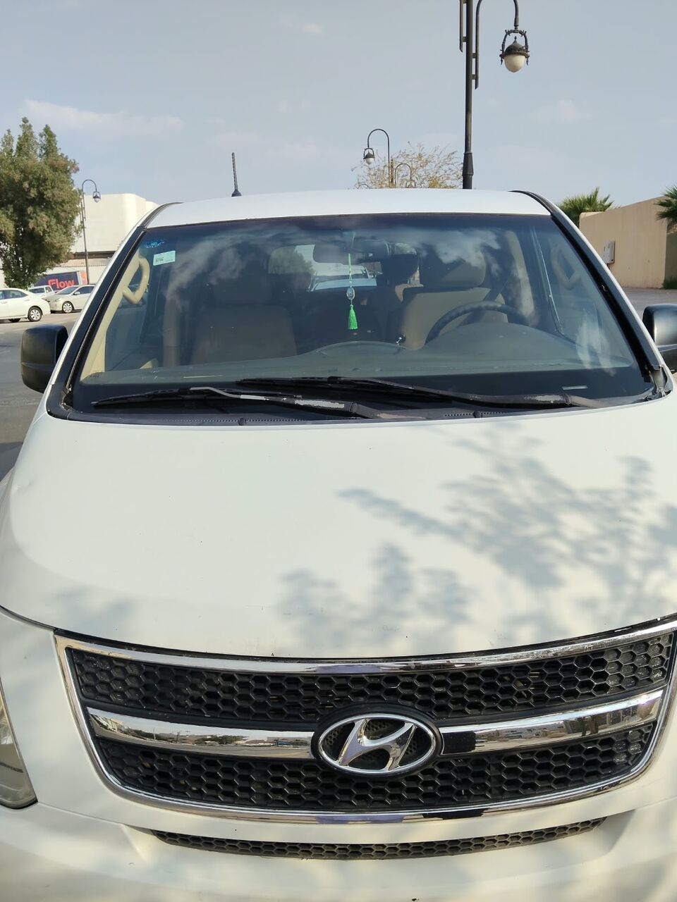 Riyadh, Vehicles, Cars & Trucks , SAR 35000,  Hyundai H1,  2015,  Automatic,  250000 KM,  H1 In Excellent Condition For Sale