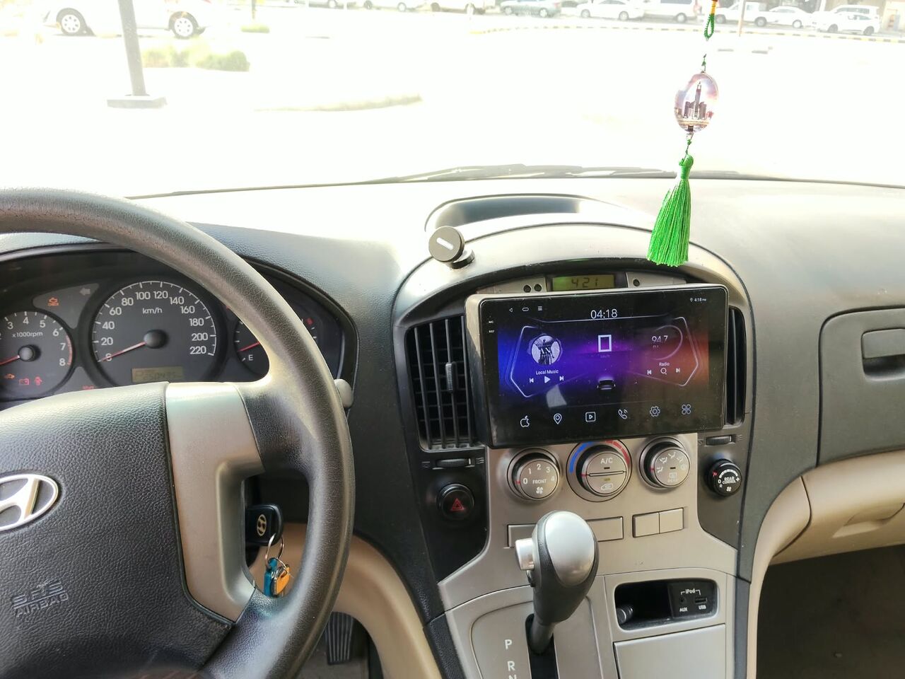 Riyadh, Vehicles, Cars & Trucks , SAR 35000,  Hyundai H1,  2015,  Automatic,  250000 KM,  H1 In Excellent Condition For Sale