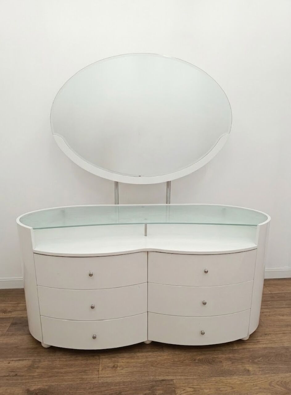 Manama, Furniture, BHD 25,  Dressing Table And Tv Table For Sale