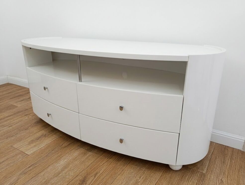 Manama, Furniture, BHD 25,  Dressing Table And Tv Table For Sale