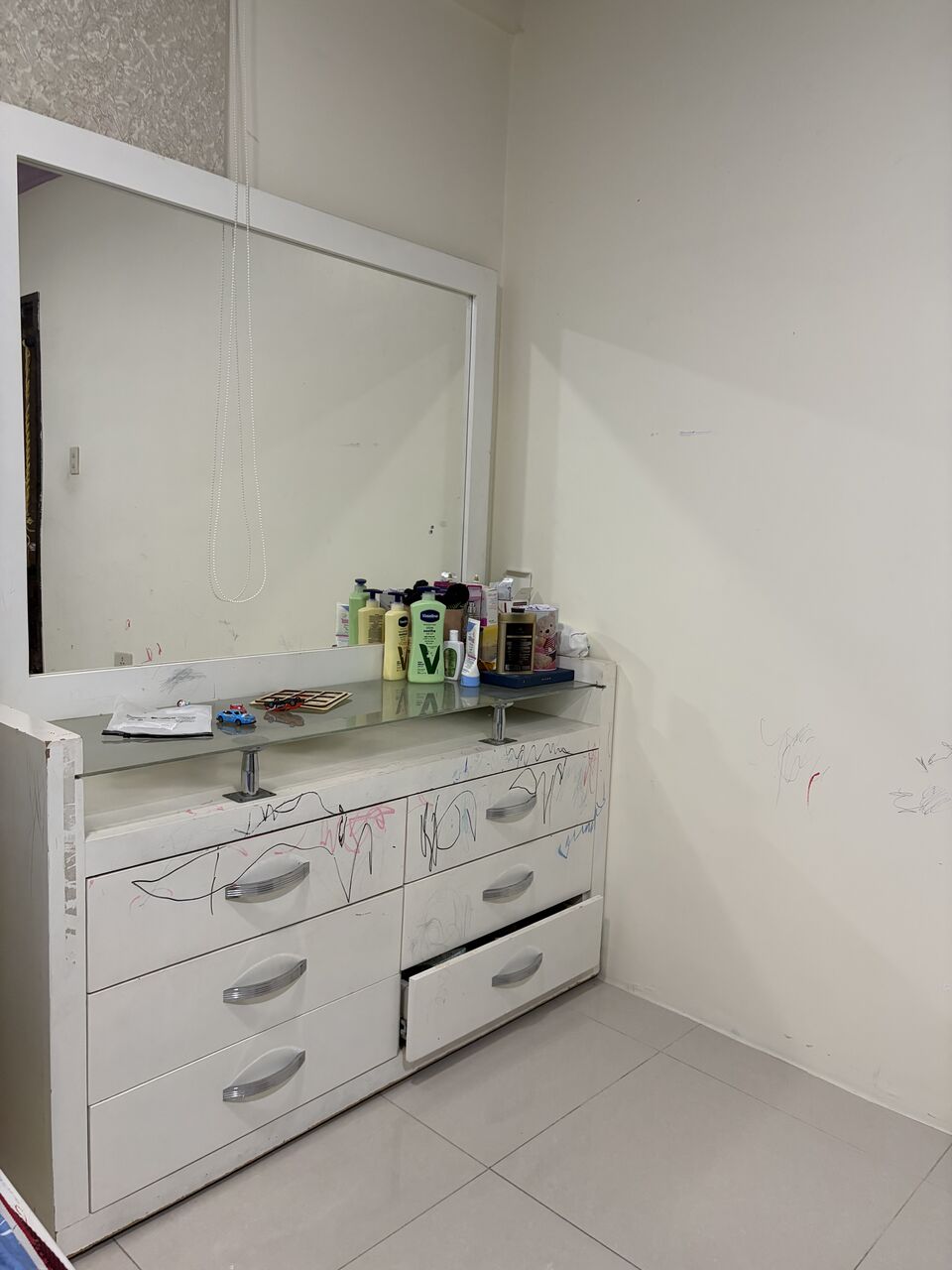 Jubail Industrial City, Air Conditioners, SAR 800,  Bed Sets, Window ACs, Baby Crib