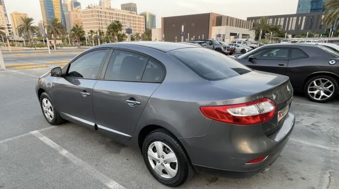 Manama, Vehicles, Cars & Trucks , BHD 1700,  Renault Fluence Excellent Condition,  2015,  Automatic,  55000 KM,   For Sale