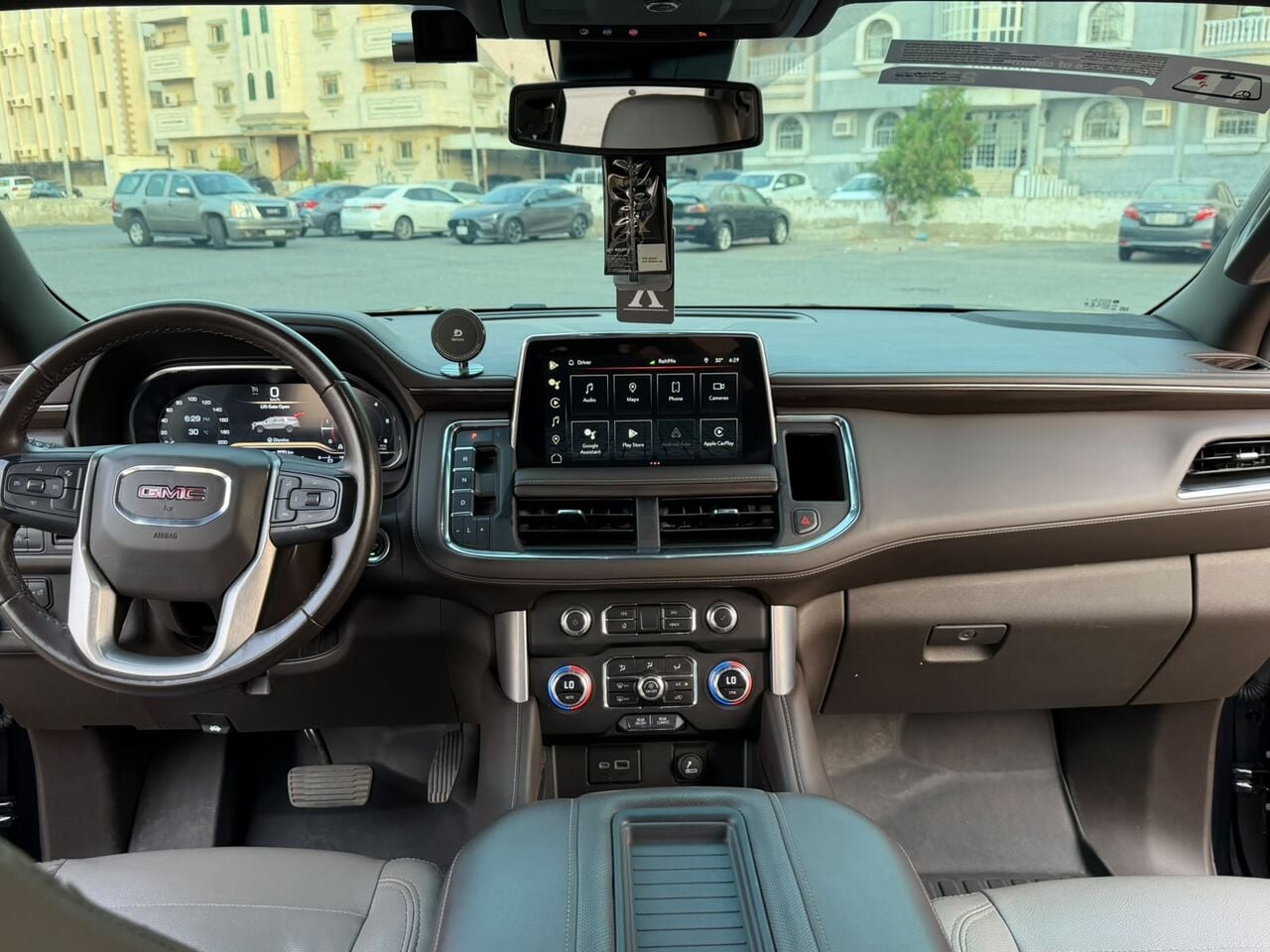 Jeddah, Vehicles, Cars & Trucks , SAR 188000,  GMC YUKON SLE,  2023,  Automatic,  50000 KM,