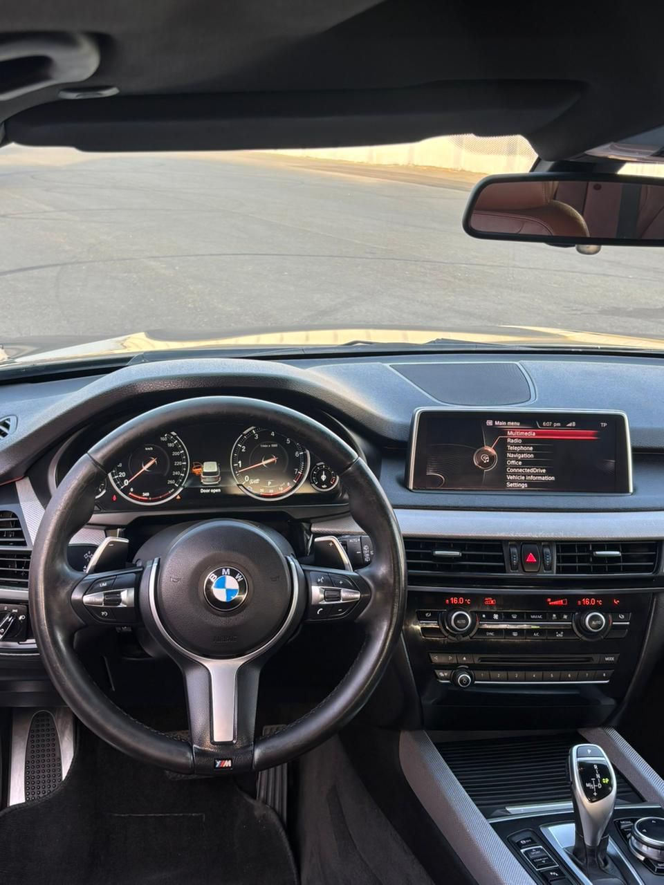 Jeddah, Vehicles, Cars & Trucks , SAR 68,  Bmw X5,  2015,  Automatic,  172000 KM,    Full Option Panorama