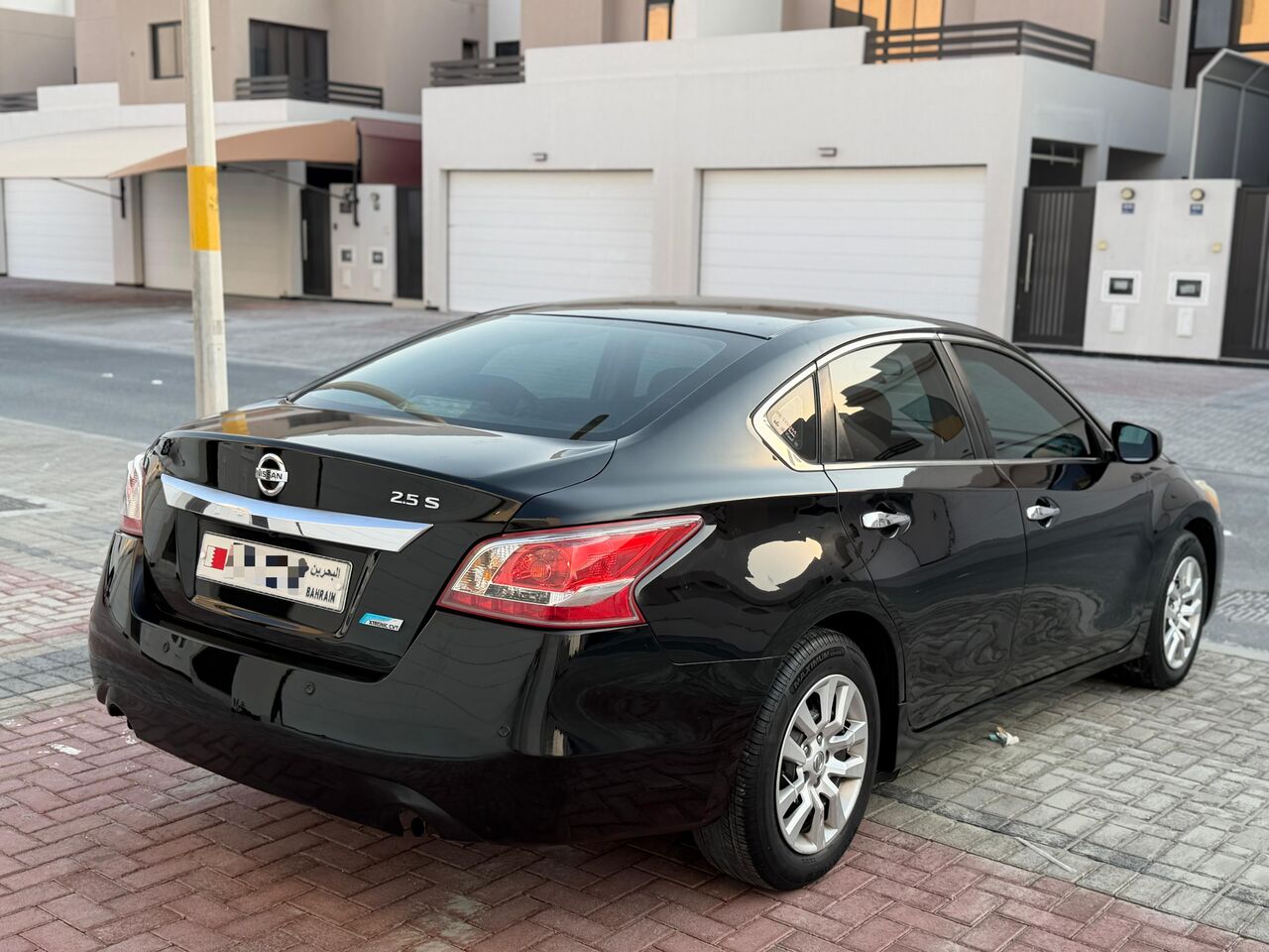 Manama, Vehicles, Cars & Trucks , BHD 1600,  Nissan Altima,  2013,  Automatic,  300000 KM,   |