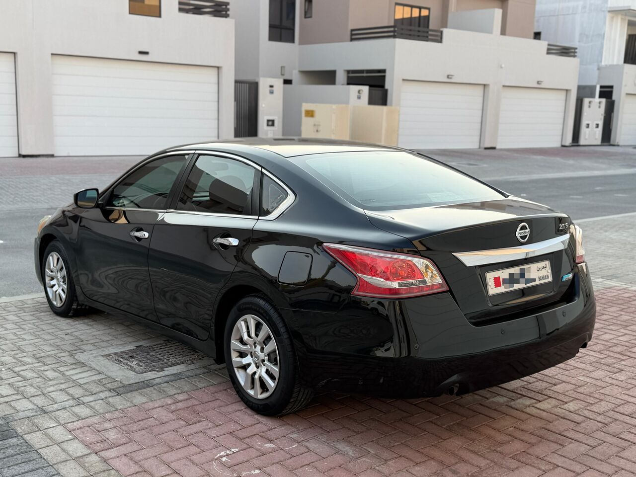 Manama, Vehicles, Cars & Trucks , BHD 1600,  Nissan Altima,  2013,  Automatic,  300000 KM,   |
