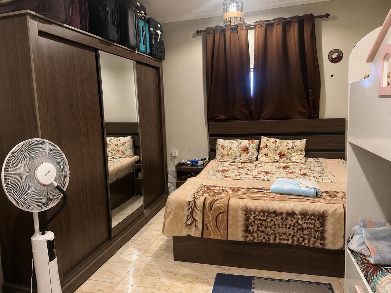 Riyadh, Furniture, SAR 1800,  Bedroom Set - Bed, Wardrobe, Chest, Makeup Unit, Side Table