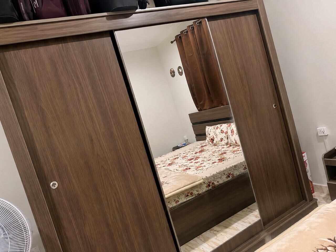 Riyadh, Furniture, SAR 1800,  Bedroom Set - Bed, Wardrobe, Chest, Makeup Unit, Side Table