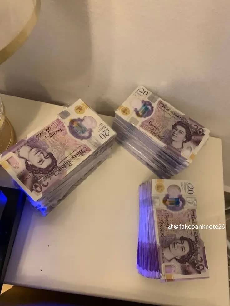 London, Free Items, GBP 200,  Currency Collection