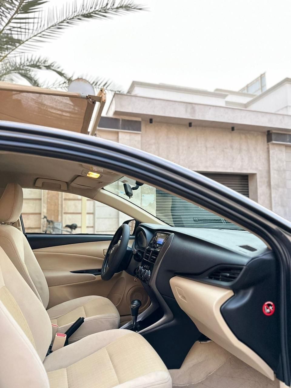 Jeddah, Vehicles, Cars & Trucks , SAR 32,  Toyota Yaris,  2022,  Automatic,  200000 KM,