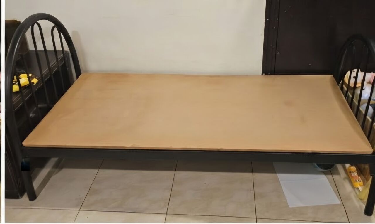 Olaya, Furniture, SAR 150,  Single Bed Set For Sale Immediately. Negotiable Price, Good For Single Bachelors