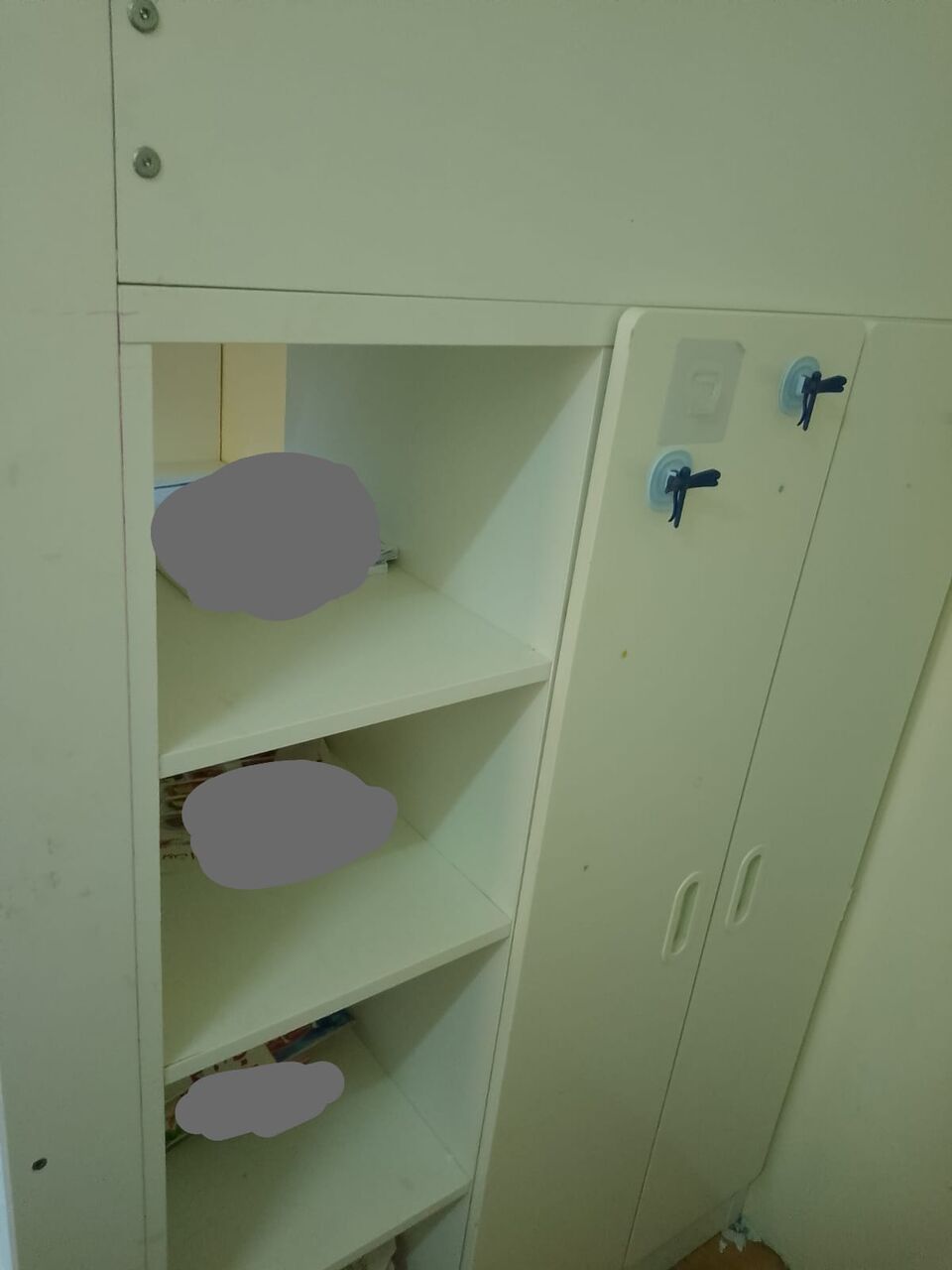 Jeddah, Baby & Kid Stuff, SAR 250,  Ikea Bed+ Table +closet & Free Ikea Wardrobe