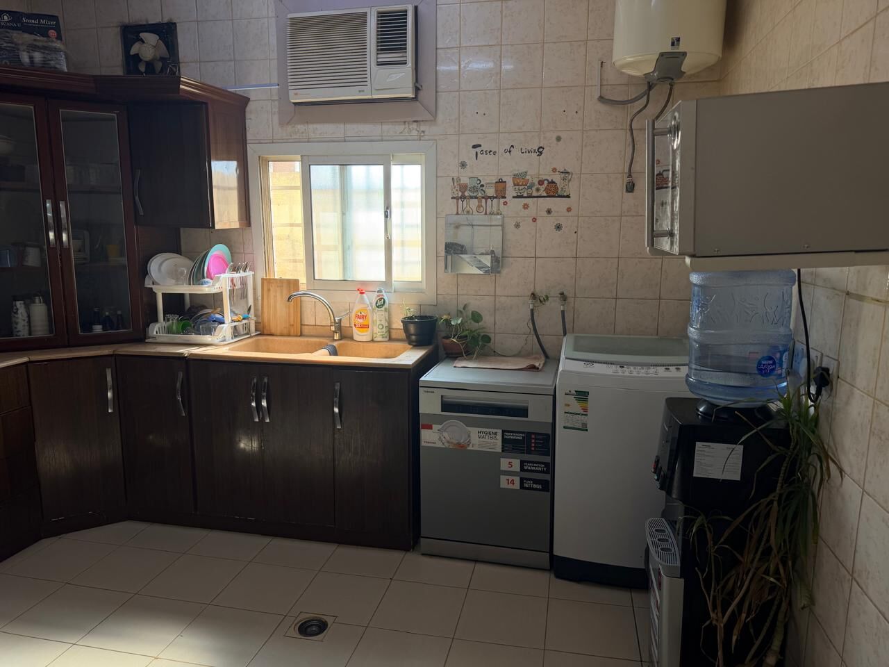 Riyadh, Housing Exchanges, SAR 46500/year,  3 BR,  Spacious Fully Furnished 3 Bedroom Apartment &ndash; Contract Takeover In Qurtubah