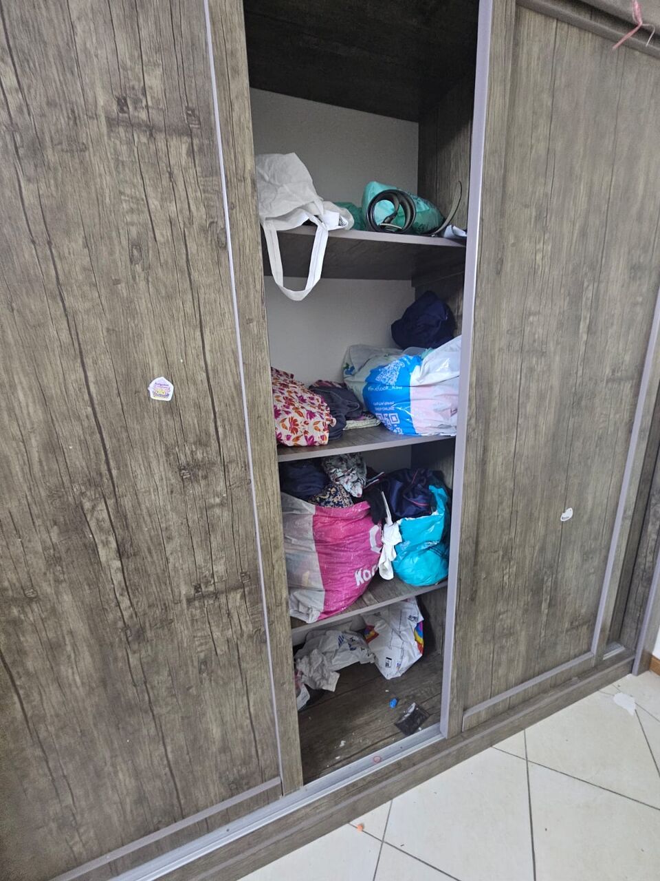 Jeddah, Furniture, SAR 1800,  Full Bed Set (mattress Not Included)