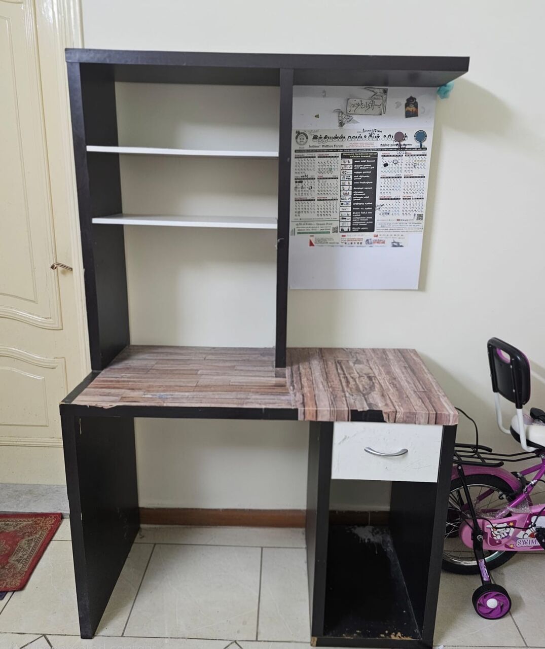 Jeddah, Furniture, SAR 200,  Shoe Rack 100 SAR And Study Table 100 SAR For Sale