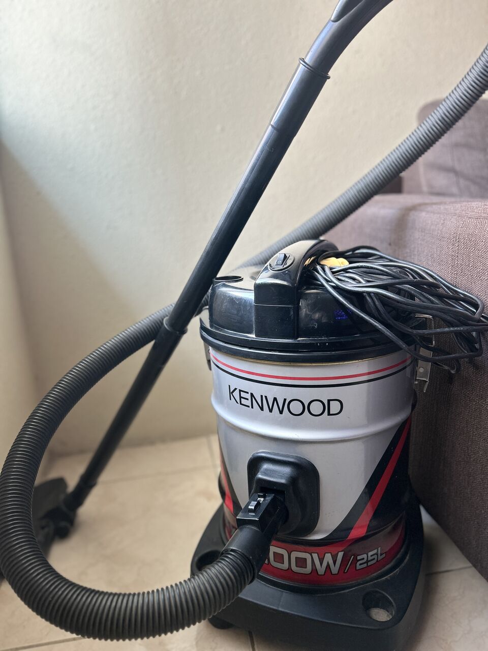 Khobar, Household Items, SAR 150,  High-power Kenwood 2200W Drum Vacuum Cleaner (25L) For Sale