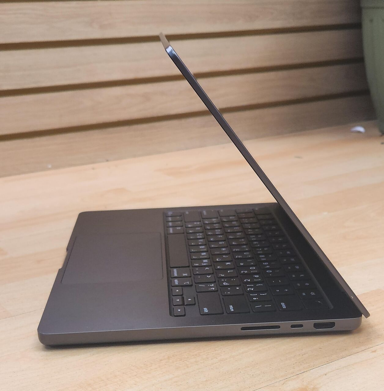 Riyadh, Computers, SAR 14499,  MacBook Pro M5 Max 14&rdquo; 2026 36GB/2TB CPU:18CORE GPU:32CORE BC 3(100%)