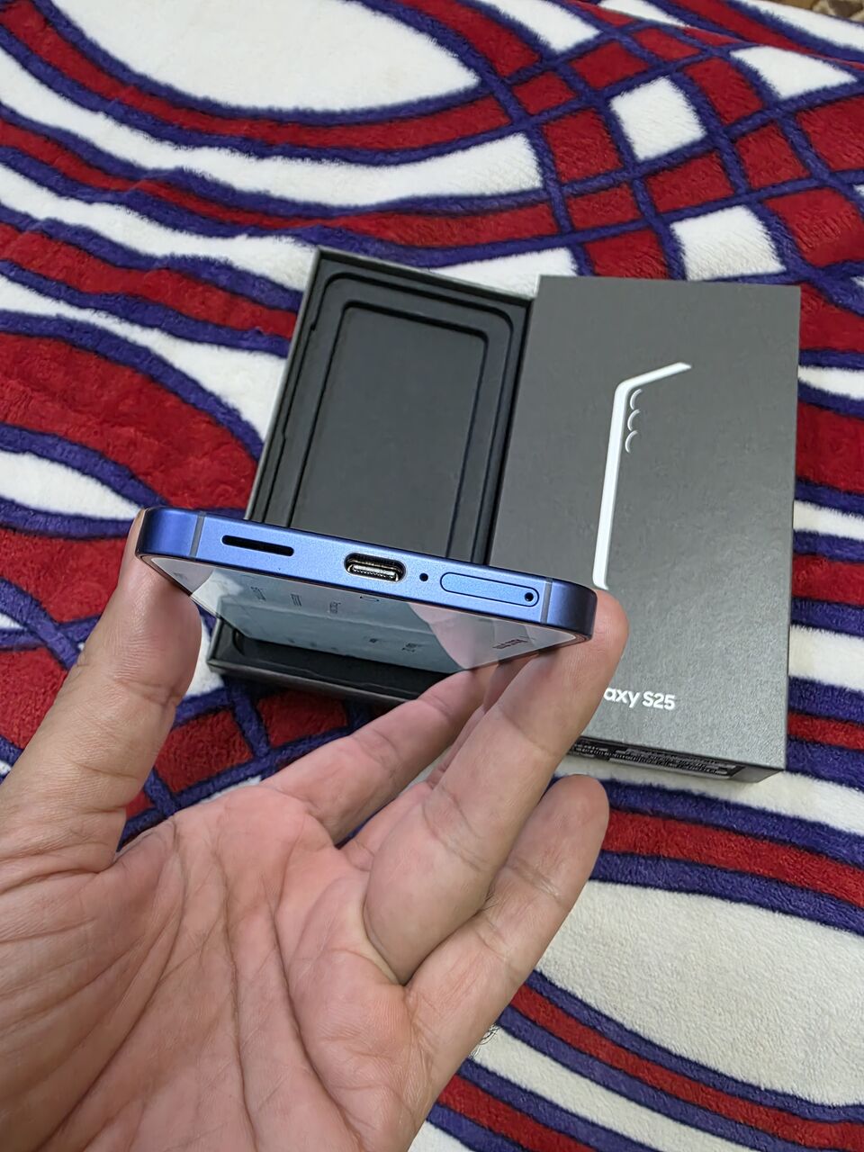 Khobar, Mobile Phones, SAR 1850,  Samsung Galaxy S25 256gb 12 Gb Ram Sale Swap Same Brand New Only Serious Buyer Contact