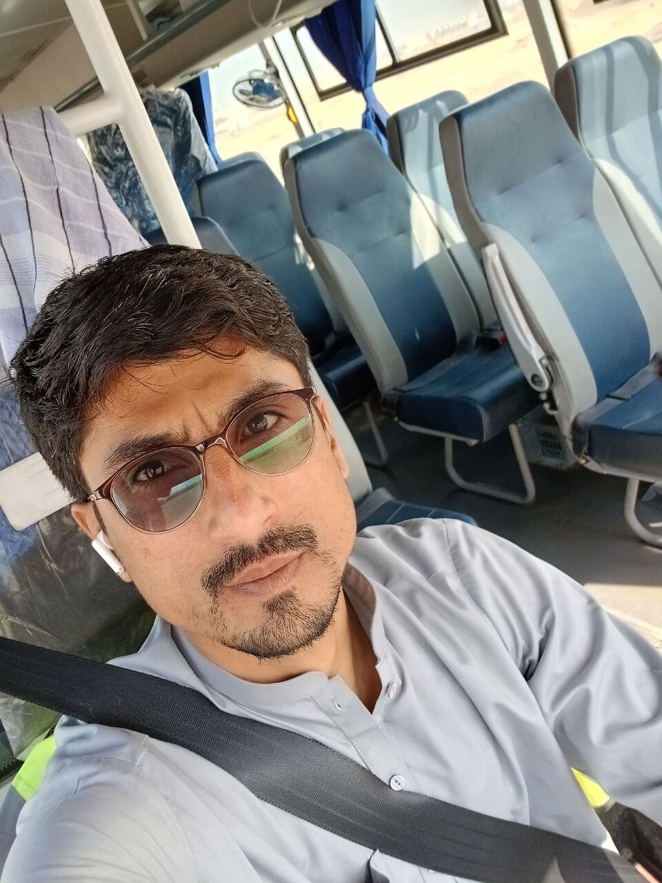Dammam, Job Seekers, Bus Driver