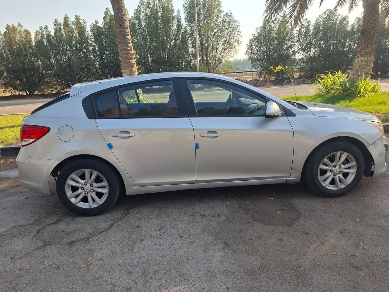 Riyadh, Vehicles, Cars & Trucks , SAR 9000,  Chevrolet Cruze,  2013,  Automatic,  300000 KM,