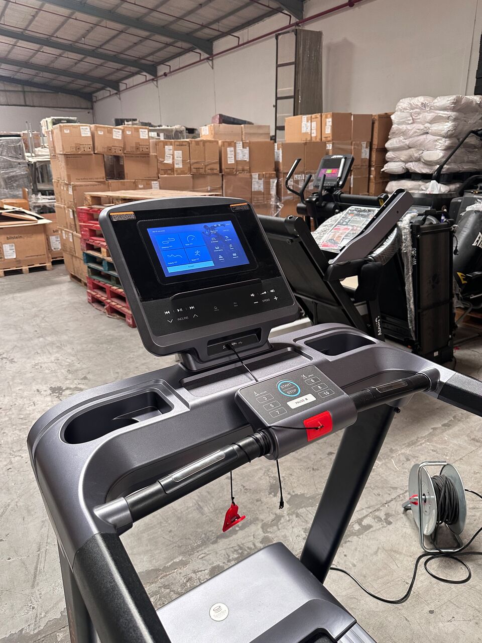 Riyadh, Health & Beauty Items, SAR 2799,  Sportex Smart Treadmill - 3 HP DC Motor |  15-Level Auto Incline 11.5" Touchscreen