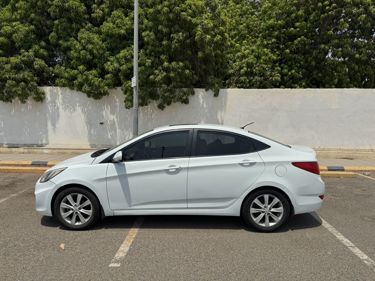 Jeddah, Vehicles, Cars & Trucks , SAR 24000,  Hyundai Accent,  2015,  Automatic,  310000 KM,    &ndash; Full Option With Sunroof &ndash; For Sale