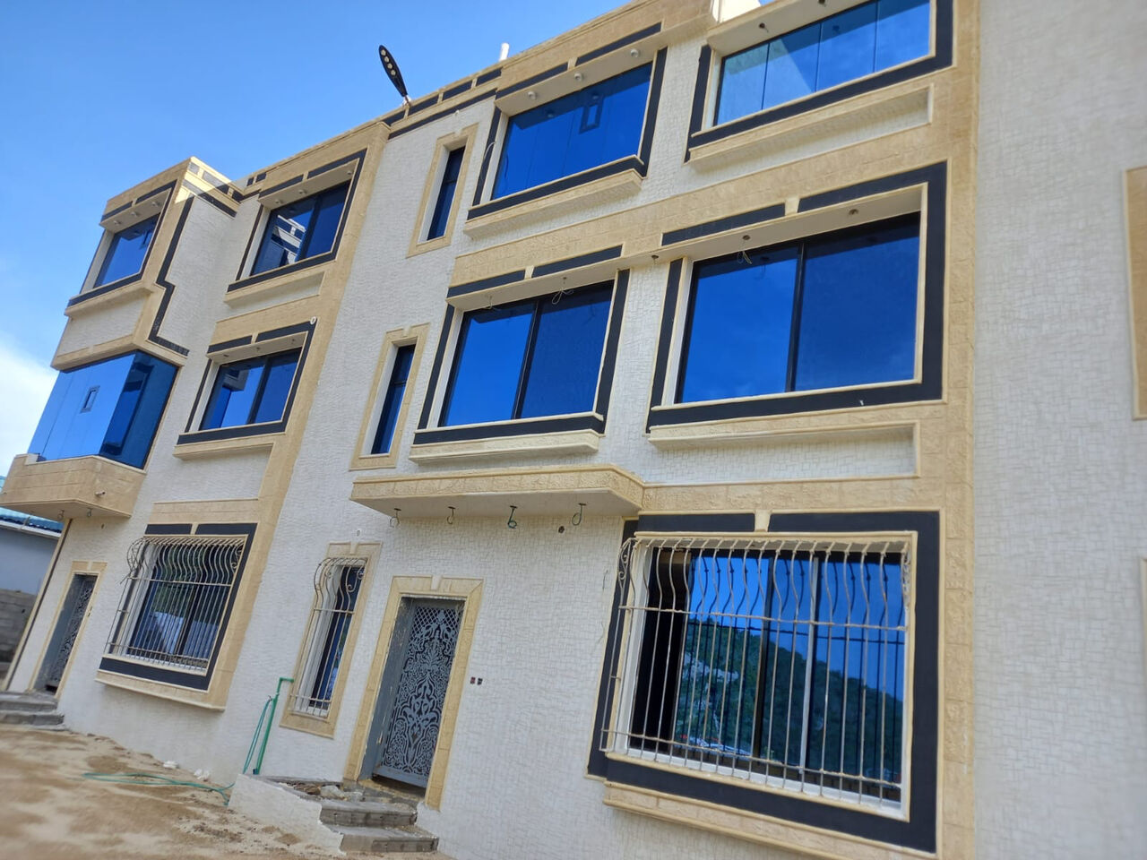 Riyadh, Jobs, Subcontractor For Aluminum Glass Cladding Work